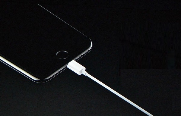khắc phục sửa chữa iPhone 7 Plus không nhận sạc