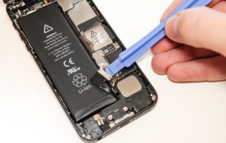 thay-pin-iPhone-5-3