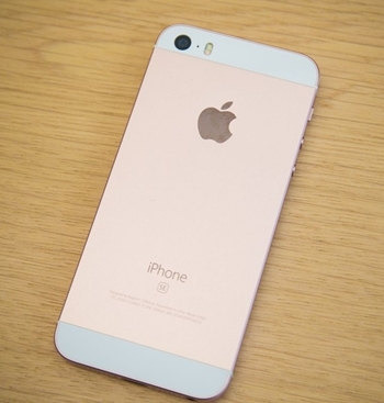Sua-loi-mat-nguon-iPhone-SE-3