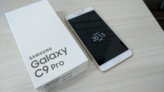 Samsung C9 Pro bi do man hinh
