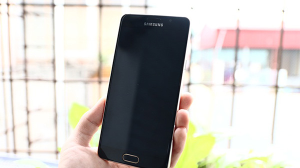 Điện thoại Samsung A5 bị đen màn hình