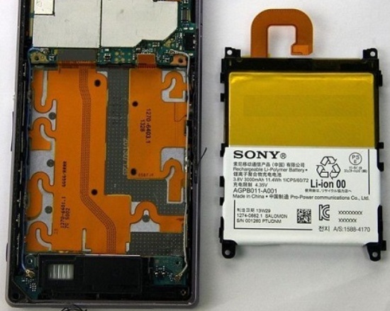 thay pin Sony Z3