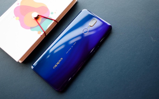 Nhận thay mặt kính Oppo F11 giá tốt tại TPHCM thay mat kinh Oppo F11