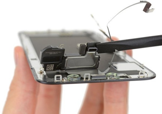 Sẽ như thế nào nếu iPhone bị mất loa trong? Cùng tìm cách sửa nào