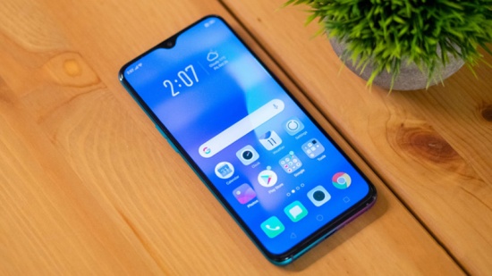 thay mat kinh Oppo R17 Pro