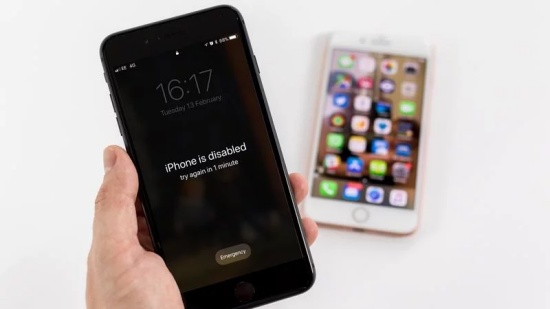 iPhone 8 Plus bị vô hiệu hóa iTunes