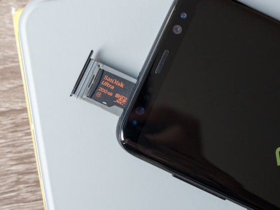Samsung S8 Plus không nhận thẻ nhớ