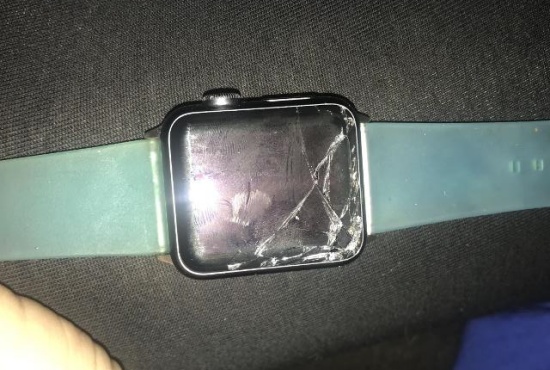 Apple Watch Series 1 bị bể