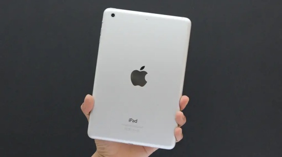 iPad Mini 2 sở hữu thiết kế mỏng nhẹ