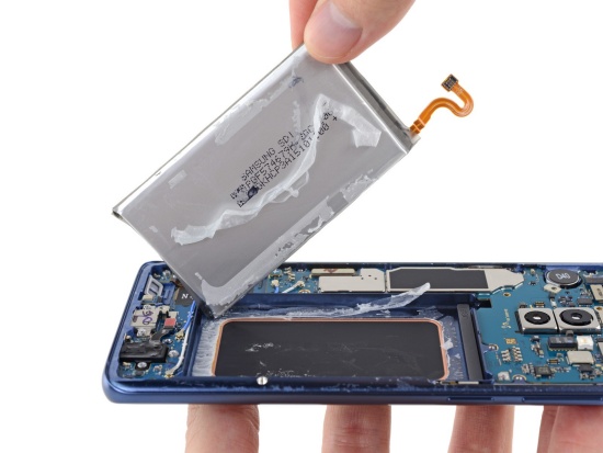Thay pin Samsung S9 Plus
