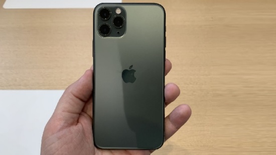 thay vo iPhone 11 Pro Max