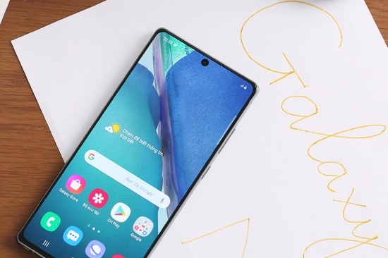 Màn hình Samsung Note 20 được đánh giá cao về khả năng hiển thị Màn hình Samsung Note 20 được đánh giá cao về khả năng hiển thị
