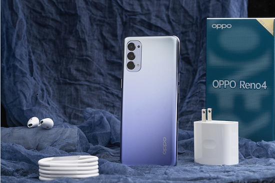 Điện thoại Oppo Reno 4 sở hữu dung lượng pin 
