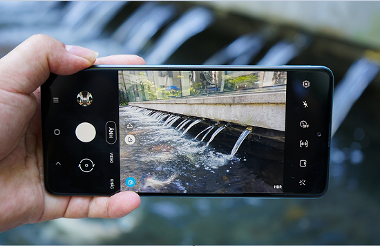 Chất lượng hình ảnh sẽ không được đảm bảo nếu như camera sau Samsung A71 bị hư hỏng