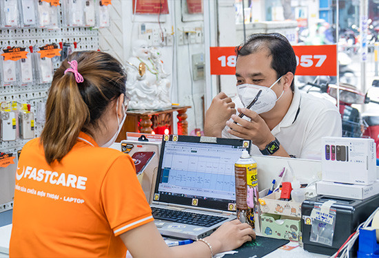 Trung tâm Fastcare hỗ trợ khách hàng nhiệt tình