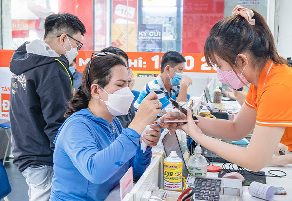 Trung tâm sửa điện thoại chất lượng cao FASTCARE