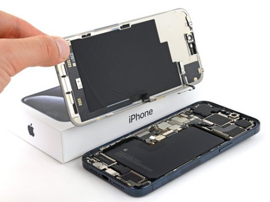 Thay màn hình iPhone 15 Pro Max