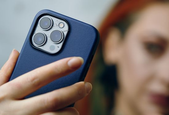Dấu hiệu bạn cần thay camera iPhone quận Bình Tân