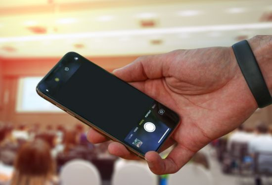 Dấu hiệu cần thay camera iPhone trước Dấu hiệu cần thay camera iPhone trước