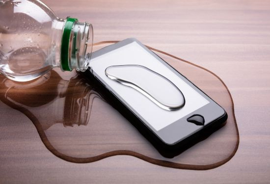 Nguyên nhân hư màn hình Samsung là gì?