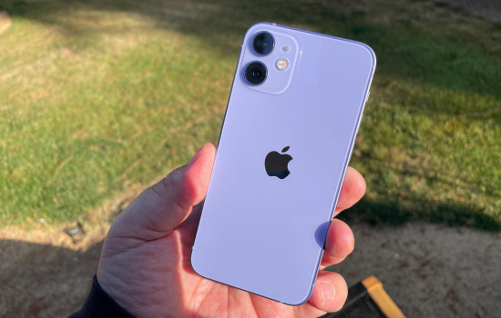 Tại sao bạn nên thay camera iPhone quận 4 tại FASTCARE