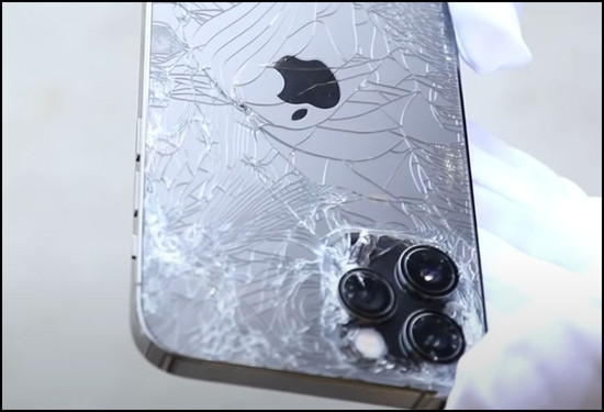 Tại sao nên cân nhắc việc thay vỏ iPhone Quận Tân Bình