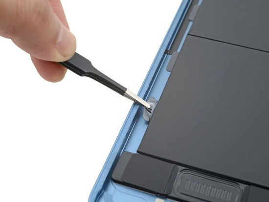 Thay pin iPad Air 5 lấy liền Thay pin iPad Air 5 lấy liền