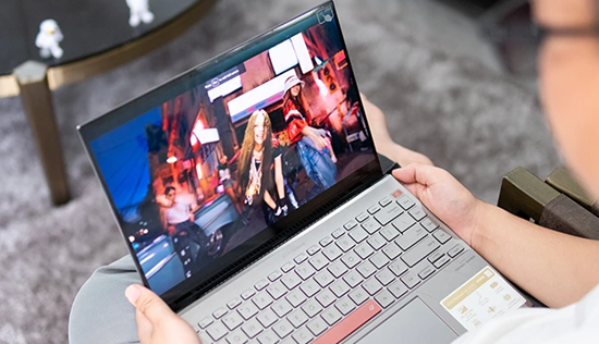Dấu hiệu cho thấy bạn cần thay bàn phím laptop Asus Zenbook UX5401ZAS Dấu hiệu cho thấy bạn cần thay bàn phím laptop Asus Zenbook UX5401ZAS