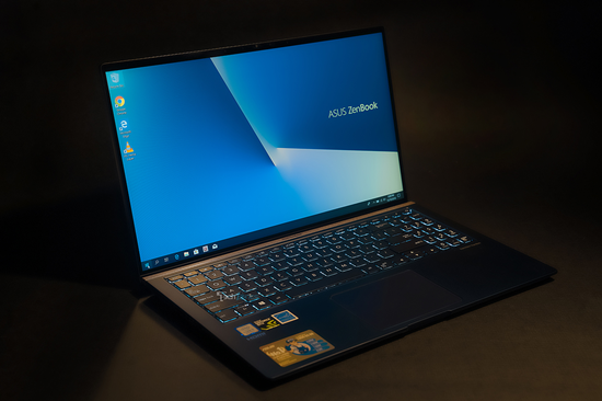 Khi nào cần thay bàn phím laptop Asus Zenbook UX533FD