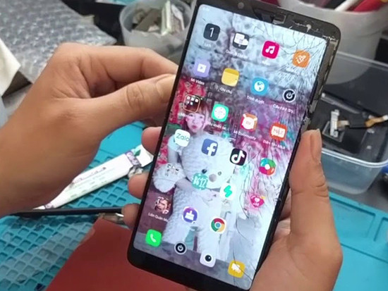 Nguyên nhân làm màn hình điện thoại bị vỡ