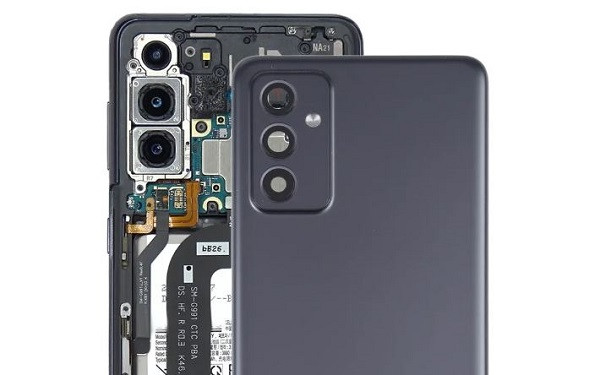 Thay camera sau Samsung A82