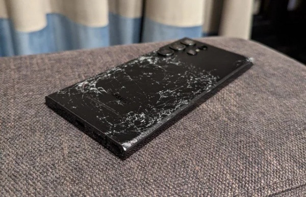 Thay nắp lưng Samsung S23 Ultra