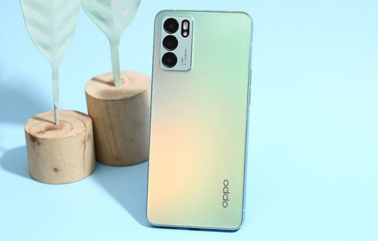 Vì sao vỏ Oppo hư hỏng