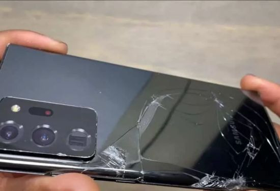 vỏ Samsung bị bể gẫy mất thẩm mỹ vỏ Samsung bị bể gẫy mất thẩm mỹ