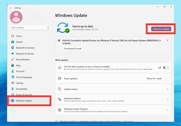 Bước 2 chọn Check for updates để Windows tự động cập nhật và cài đặt phiên bản cập nhật mới