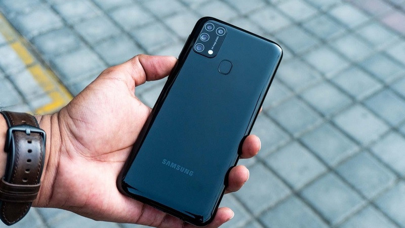 Dấu hiệu cho thấy bạn cần thay màn hình Samsung M31 mới