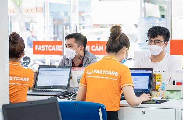 FASTCARE chăm sóc khách hàng tận tình