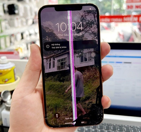 Thay màn hình iPhone 12 Pro Max