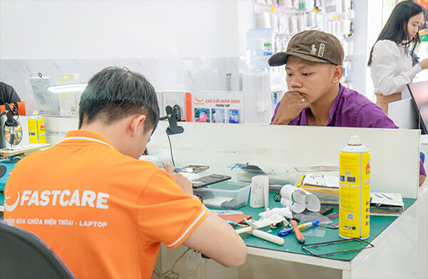 FastCare-thay-pin-apple-watch