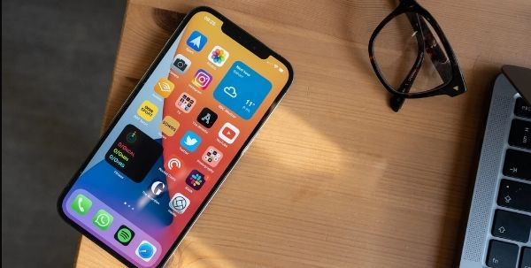 Lợi ích khi biết cách gọi Siri không cần nhấn nút Home