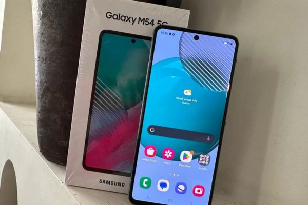 Nguyên nhân khiến chân sạc Samsung M54 bị xuống cấp