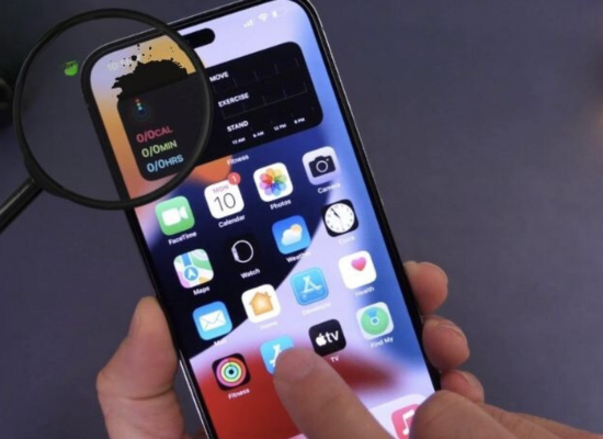 thay màn hình iPhone quận 2 bị chảy mực đen