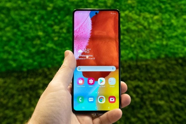 Thay màn hình Samsung A51 chính hãng tại FASTCARE Thay màn hình Samsung A51 chính hãng tại FASTCARE