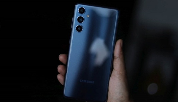Thay vỏ Samsung M54