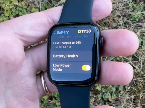 Cách kiểm tra tình trạng pin trên Apple Watch SE 2022