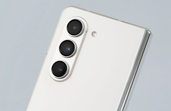 Camera Sau Samsung Z Fold 5