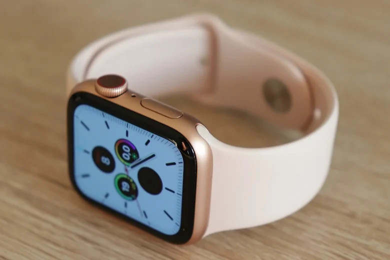 Dấu hiệu cho thấy màn hình Apple Watch Series SE 2020 bị hỏng Dấu hiệu cho thấy màn hình Apple Watch Series SE 2020 bị hỏng