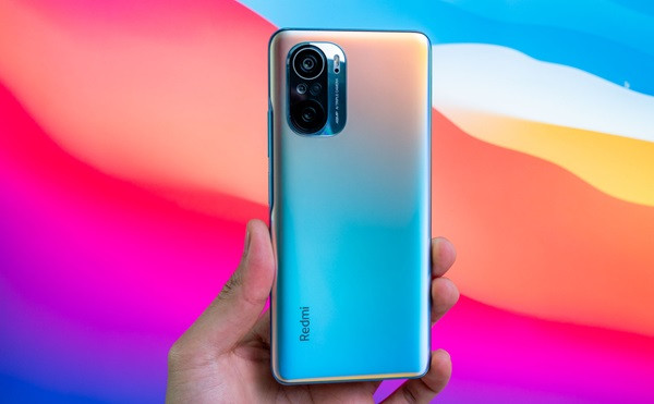 Dấu hiệu đến lúc thay chân sạc Xiaomi Redmi K40 Pro
