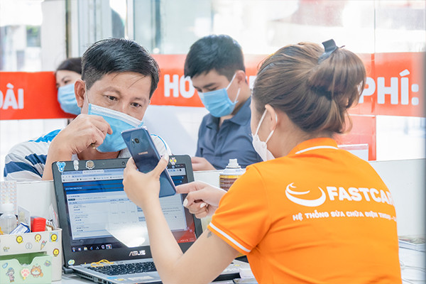FASTCARE sở hữu đội ngũ nhân viên nhiệt tình
