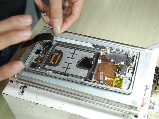 fastcare-thay-man-hinh-samsung-note-20-ultra fastcare-thay-man-hinh-samsung-note-20-ultra
